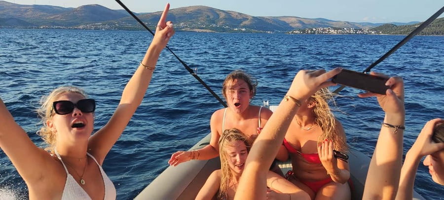 From Trogir: Guided Panoramic Boat Tour with Drinks - Drinks, Life Jackets, and a Guide Who Keeps It Moving