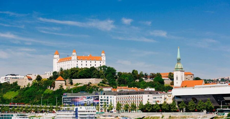 From Vienna: Guided Tour to Bratislava with Speed Boat Ride - Key things to know before you go