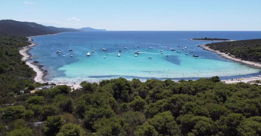From Zadar: Full-Day Boat Trip to Sakarun Beach & Dugi Otok - The boat ride on M/B arbiana: breakfast, air conditioning, and island views