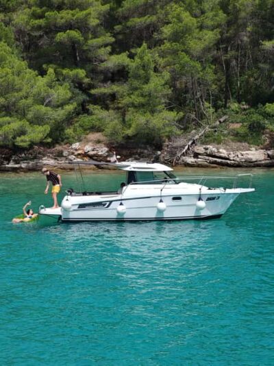 From Zadar: Half-day Boat Tour to the islands - Getting on board at Obala kneza Branimira (and finding Marin)