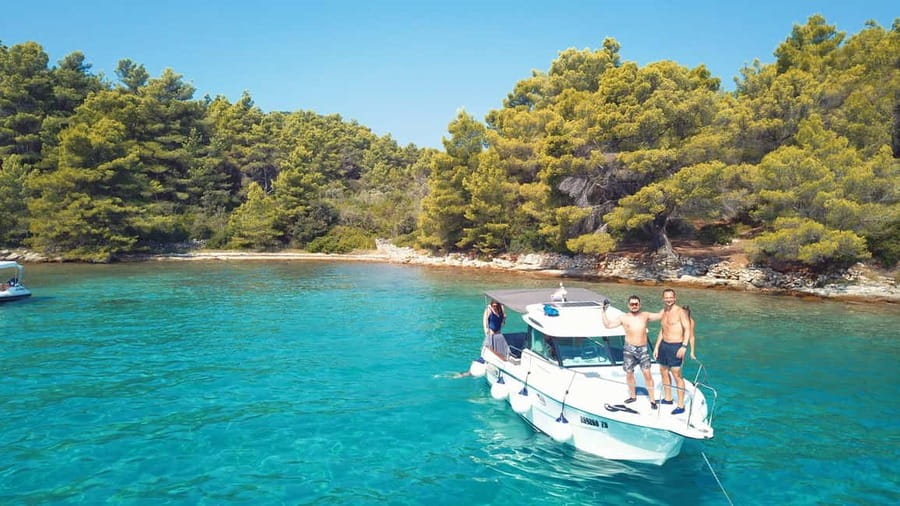 From Zadar: Islands Boat Tour with Drinks - Watching the Sea Organ from the water: a simple highlight