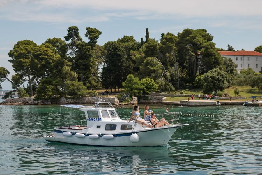 From Zadar: Private Boat Tour to Croatian Islands - Swimming and Beach Time: How to Make It Feel Worthwhile
