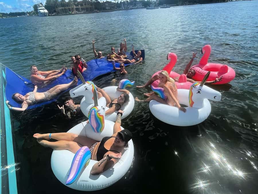 Ft. Lauderdale: Party Boat Tour to the Sandbar with Tunes - Timing, Dock Setup, and the Stuff That Can Go Wrong