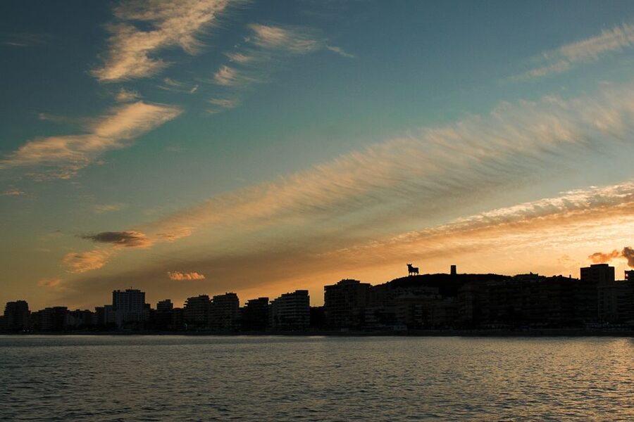 Fuengirola: Sunset Boat Tour with a Drink - Key Points Before You Go