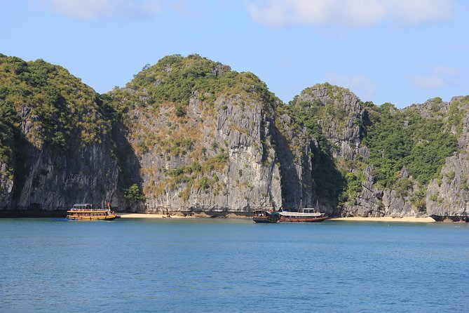 Full day boat trip with Cat Ba Captain Jack to Lan Ha Bay and Ha Long Bay - Day-Tipping Smart Tips: What to Bring and How to Stay Comfortable