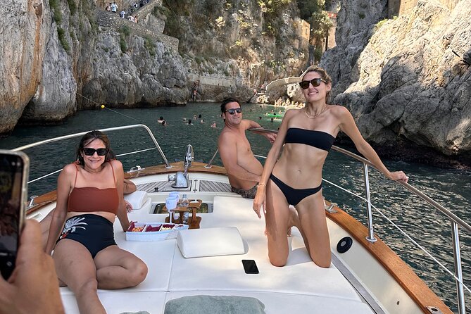 Full-day Exclusive Private boat tour on the Amalfi coast - Choosing the right day: weather, sea conditions, and booking timing