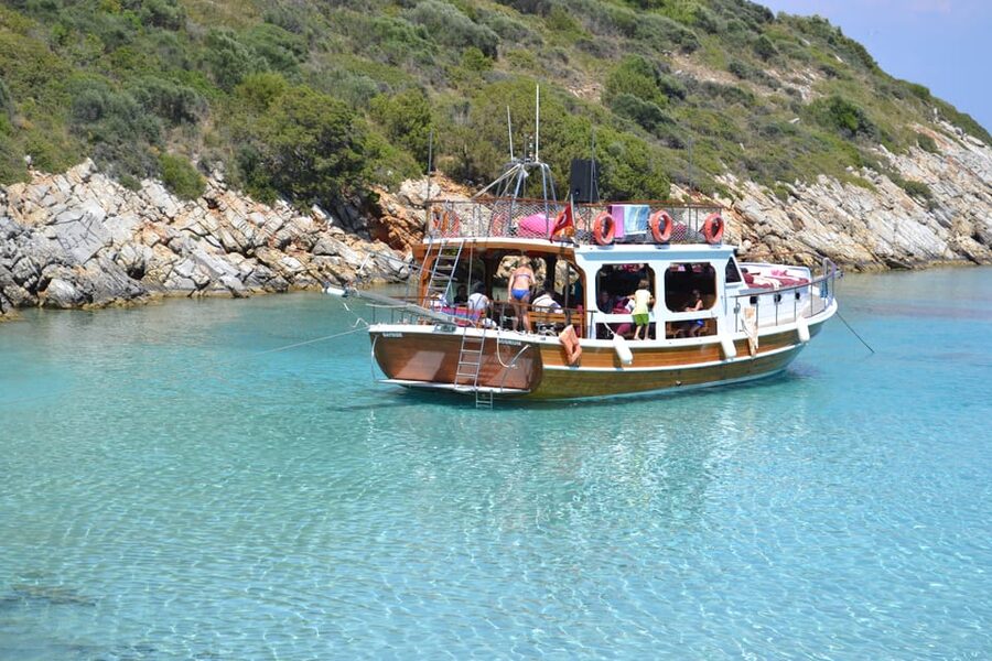 Full-Day Orak Island Boat Trip from Bodrum - Food on board: what lunch and tea really mean on a sea day