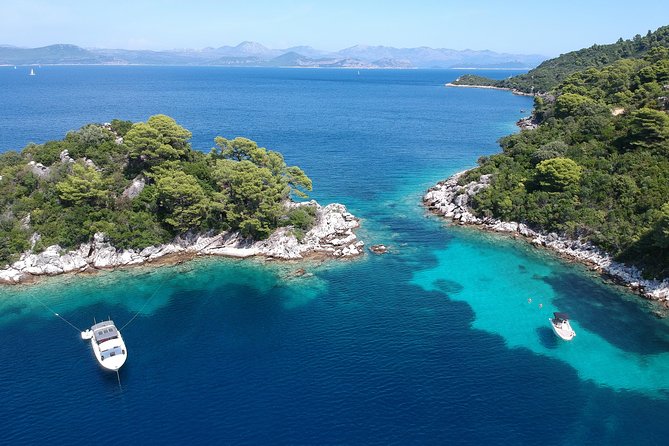 Full day Private Boat Tour to Elaphite Islands and South Mljet - Boat comfort checklist: what’s included onboard on the Quicksilver 675