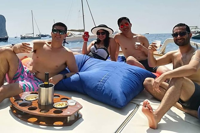 Full-Day Shared Boat Tour to Amalfi and Positano from Sorrento - Amalfi: what you can realistically do with about 1 hour