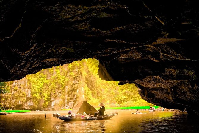 Full-Day Tour Hoa Lu, Tam Coc Boat Trip and Mua Cave - Buffet Lunch in Ninh Bìn h: What’s Included and What to Watch