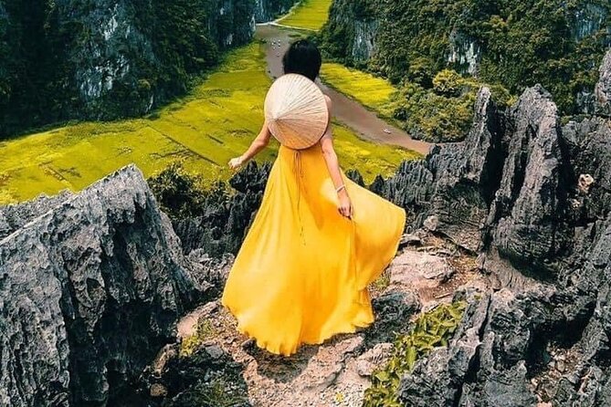 Full-Day Tour Hoa Lu, Tam Coc Boat Trip and Mua Cave - Timing, Guide Style, and How the Day Stays Smooth