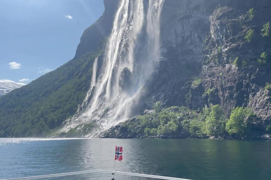 Geiranger Fjord Boat Tour with Waterfall Tasting - The Main Fjord Cruise Back: Getting Your Final Look Without Feeling Rushed