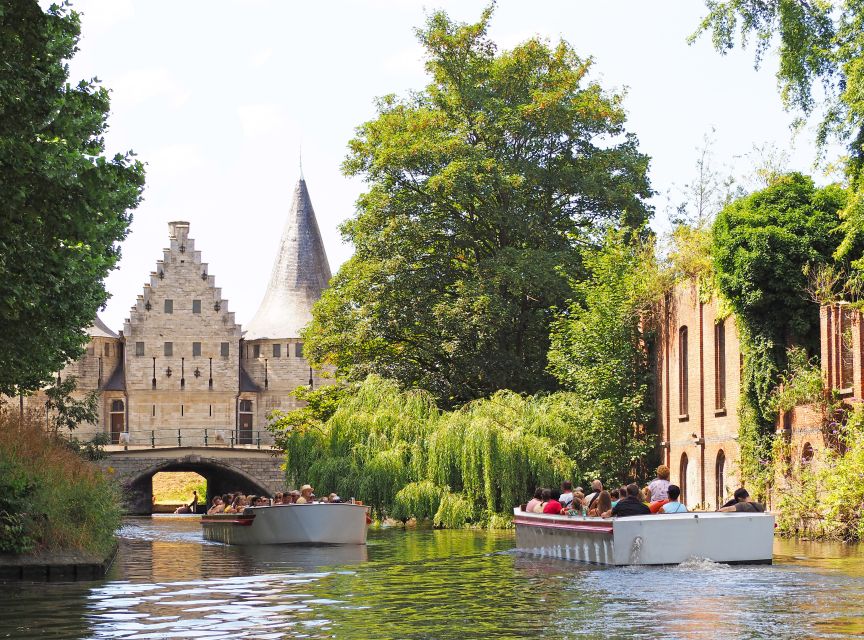 Ghent: 50-Minute Medieval Center Guided Boat Trip - Medieval Ghent in 50 minutes: why this boat format works