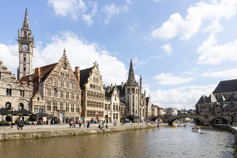 Ghent Completely - 90-minute boat tour (DUTCH ONLY) - The first big wow: St Bavo’s Cathedral, the Belfry, and St Nicholas’ Church