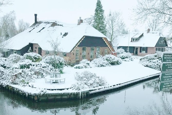 Giethoorn Day Tour from Amsterdam with Small Boat Ride - Price and Logistics: What $154.86 Buys You (and What It Doesn’t)