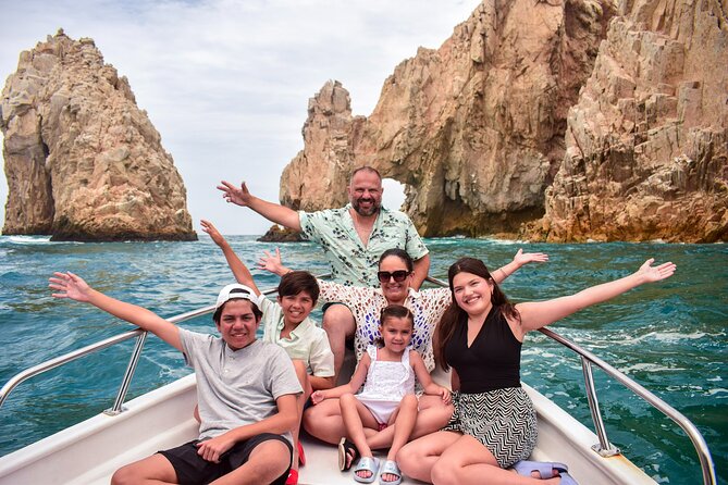 Glass-bottom boat tour to the Arch + beach time - Key points to know before you board