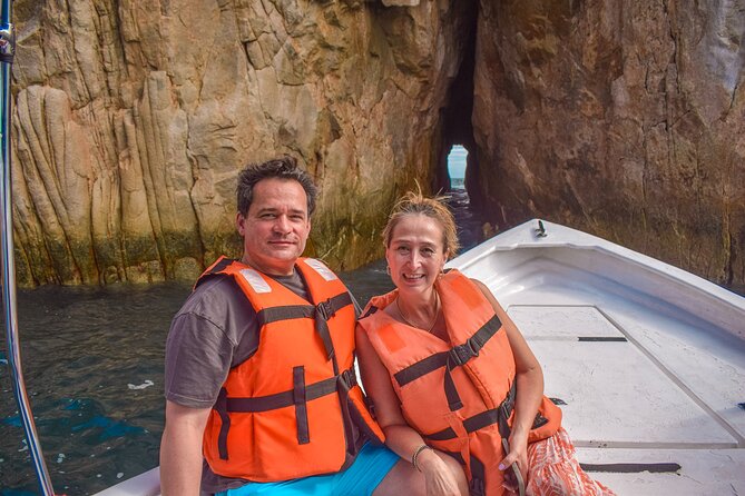 Glass-bottom boat tour to the Arch + beach time - The glass-bottom reality: what you can (and can’t) expect