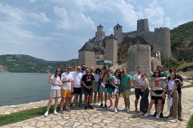 Golubac Fortress w/Iron Gate Speed Boat & Rakija Distillery tour - Lunch Time in Golubac Town: Keep It Flexible