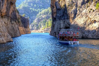 Green Canyon Boat Trip with Lunch From Side - On the Boat: Scenery, Swim Time, and the Group Atmosphere