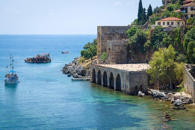 Halal Concept Short Pirate Boat Tour in Alanya - Cleopatra Beach swim: famous name, real break in the action
