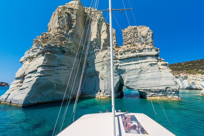 Half Day Boat Tour to Kleftiko Milos - Crowds and onboard comfort: plan for a full boat
