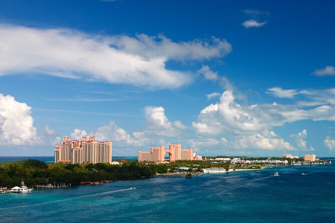 Half-Day Guided Boat Tour of Nassau Harbour and Rose Island - Key things you’ll notice fast
