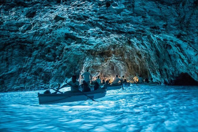 Half Day Private Boat Tour of Capri - Green Grotto and I Faraglioni: where photos and swimming meet