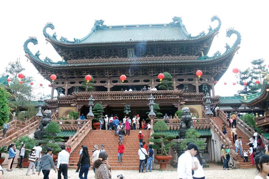 Hanoi: Perfume Pagoda - Yen Stream Boat Ride, Lunch & Cave - Huong Tich Cave Trek: The Roof-of-the-Sky Moment