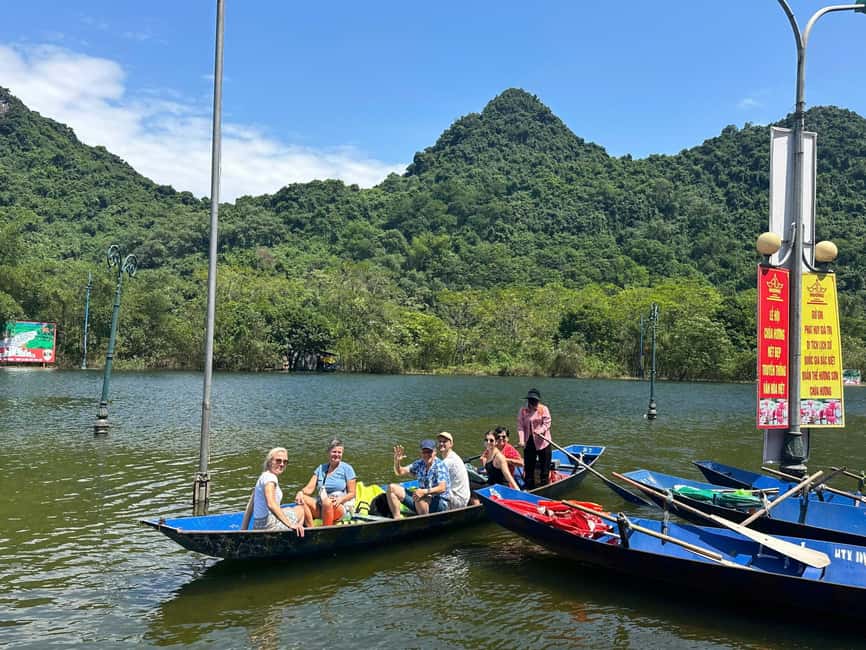 Hanoi: Perfume Pagoda - Yen Stream Boat Ride, Lunch & Cave - Morning Pickup and the Ride Out from Hanoi Old Quarter