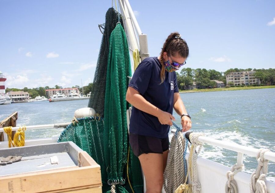 Hilton Head Island: Shrimp Trawling Boat Tour - Heading Out: The Trawl Off Daufuskie Island