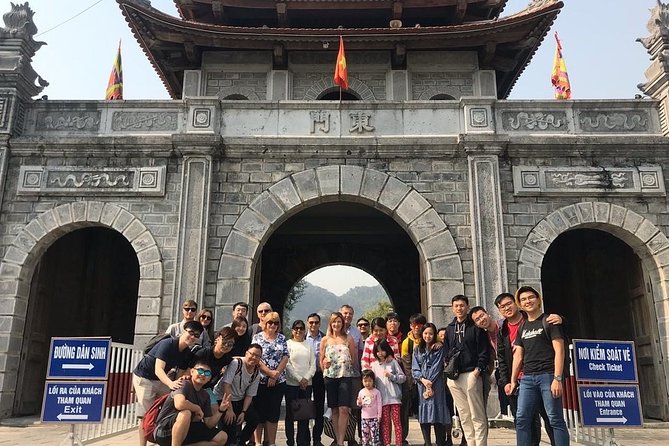 Hoa Lu - Tam Coc: Boat Trip and Bicycle Ride - Returning to Hanoi: late afternoon timing and weather reality