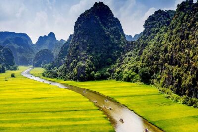 Hoa Lu Tam Coc Full-Day DELUXE Tour Including BUFFET LUNCH & River Boat Ride - Hoa Lu Temples of the Dinh & Le Dynasties: imperial Vietnam, in a calm setting