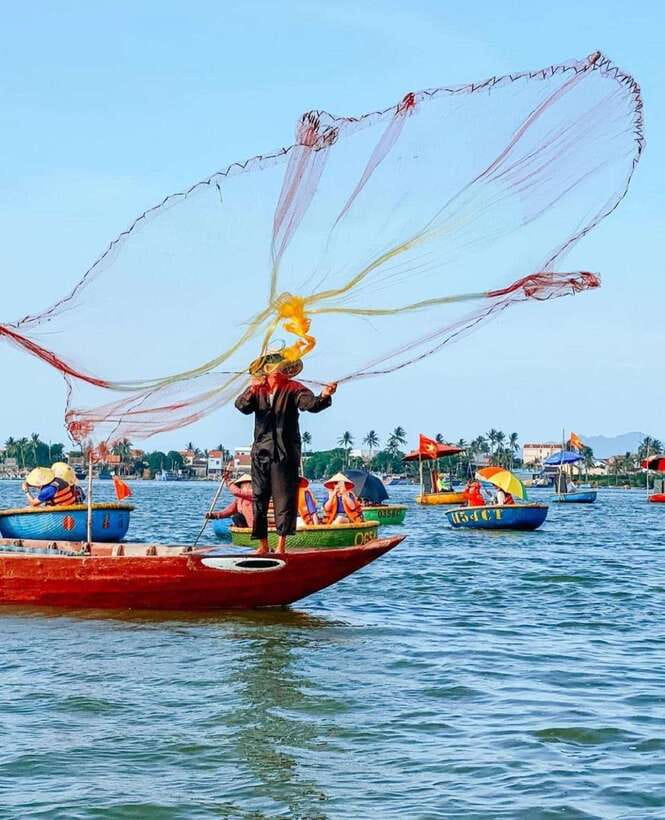 Hoi An: Basket Boat Ride in the BẢY MẪU Coconut Forest - Timing Tips: How to Choose Morning for Quiet or Afternoon for Views