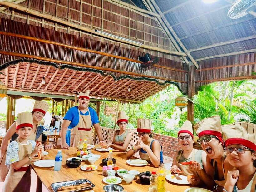 Hoi An/Da Nang: Market Tour, Boat Ride, and Cooking Class - What I like