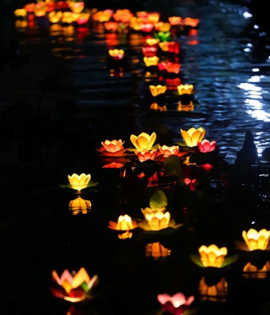 Hoi An : Hoai River Boat Trip by Night and Floating Lantern - Timing and crowds: how to avoid frustration on the dock