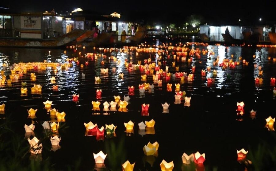 Hoi An Lantern Boat Ride on the Thu Bon River - The Flower Lantern Moment: How to Make the Ritual Feel Right