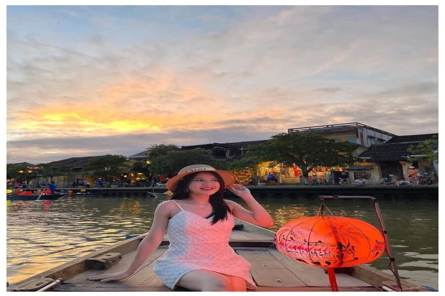 Hoi An : Lantern Boat Trip & Release Lantern - Timing, Crowds, and How to Choose Your Departure Window