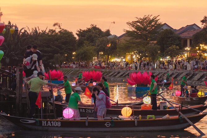 Hoi An Lantern Making Class with Lantern Boat Trip - The lantern boat ride: what you see from the water