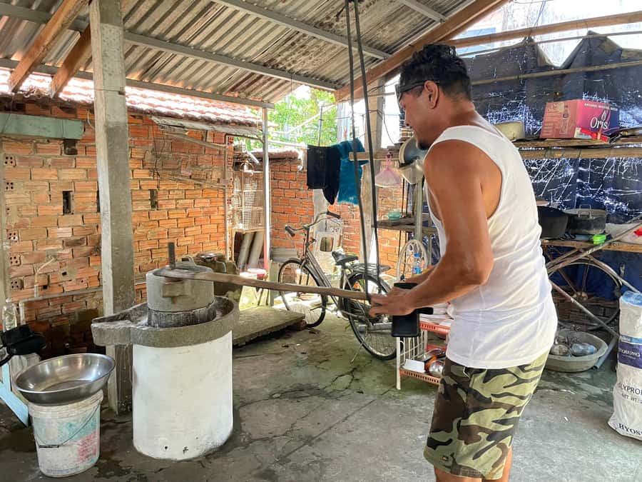 Hoi An: My Son Sanctuary, Rice Paper, Boat Trip & Lunch - Rice paper making on the way back: a hands-on stop that beats another showroom