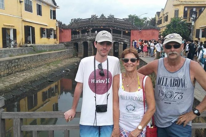Hoi An Night Market with Hoi an walking Tour , Colourful Lanterns, Boat Ride - Price and logistics: what $85 really buys