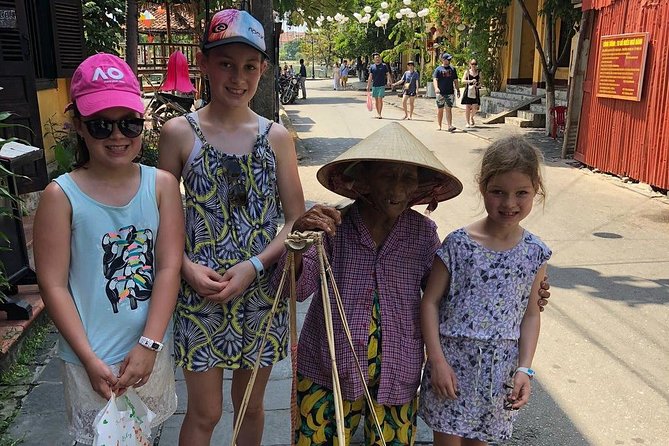 Hoi An Night Market with Hoi an walking Tour , Colourful Lanterns, Boat Ride - Getting there from Da Nang: less hassle, more evening time
