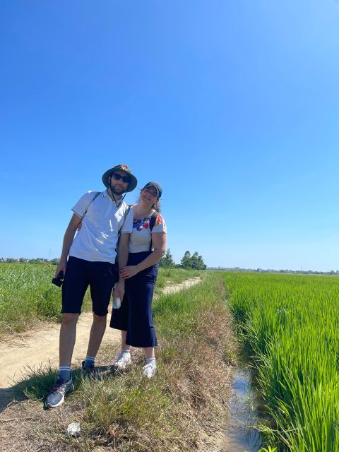 Hoi An: Rural Cycling Tour to Village with Basket Boat Ride - Tra Que Vegetable Village: Herbs, Farming Rhythm, and Tea