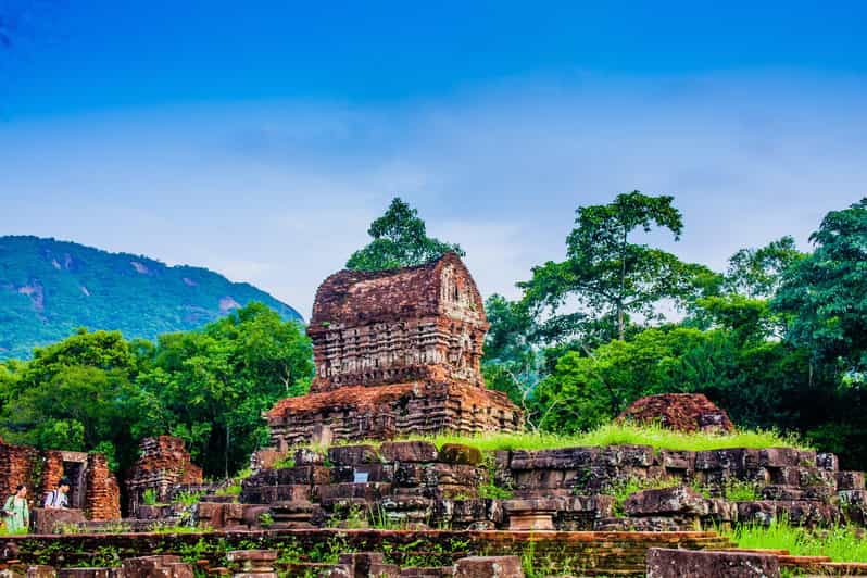HoiAn: My Son Sanctuary w. Champa food Lunch 5:30/8:00/14:00 - What to bring (and what to do before you step out)