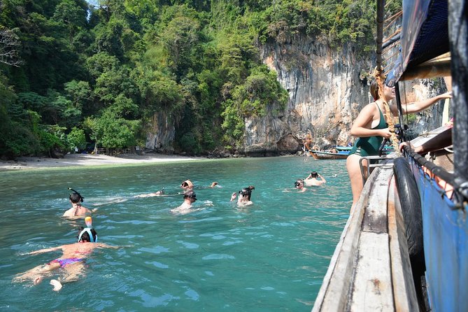 Hong Islands Longtail Boat Tour with Kayak Paddling - Guide Quality and Crowd Reality: What Can Change Your Experience