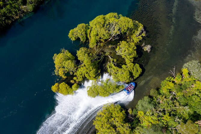 Hukafalls Jet Boat Ride in Taupo - Getting an eye-water-level view of Huka Falls