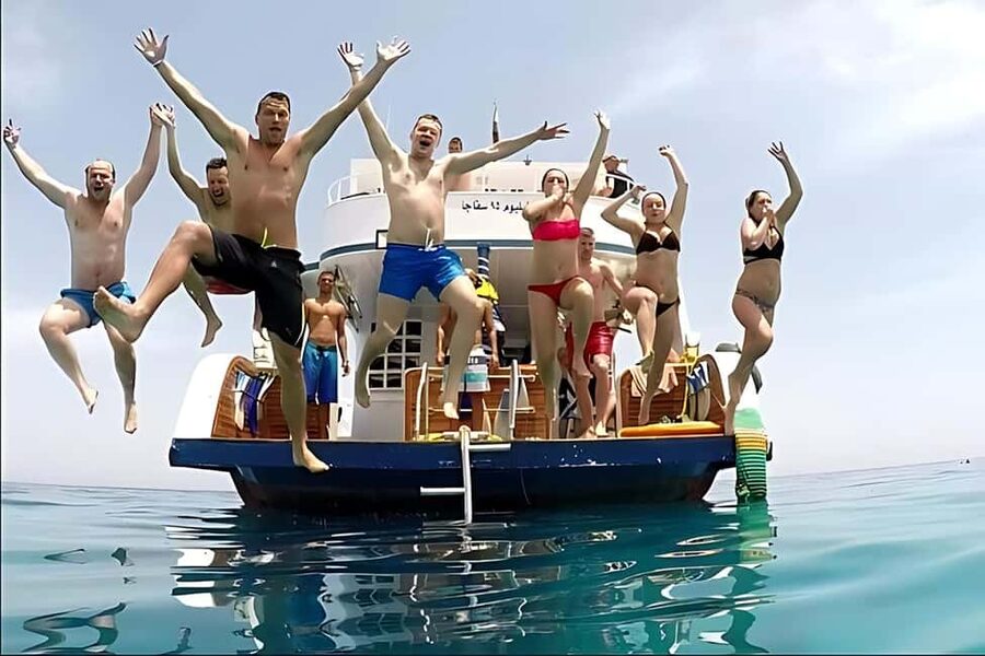 Hurghada: Dolphin Watching Boat Tour with Snorkeling & Lunch - FAQ