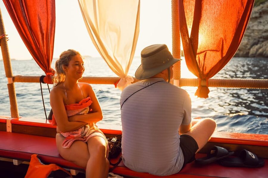 Ibiza: Sunset Boat Trip with Snorkeling, Kayaking, & Drinks - Sunset on Ibiza’s West Coast: Drinks, Music, and That Soft Light