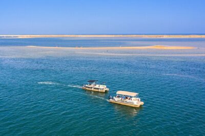 Ilha Deserta and Farol Island: a small group boat trip in Ria Formosa from Faro - Farol Island walk: lighthouse area, fine sand, and Santa Maria Cape