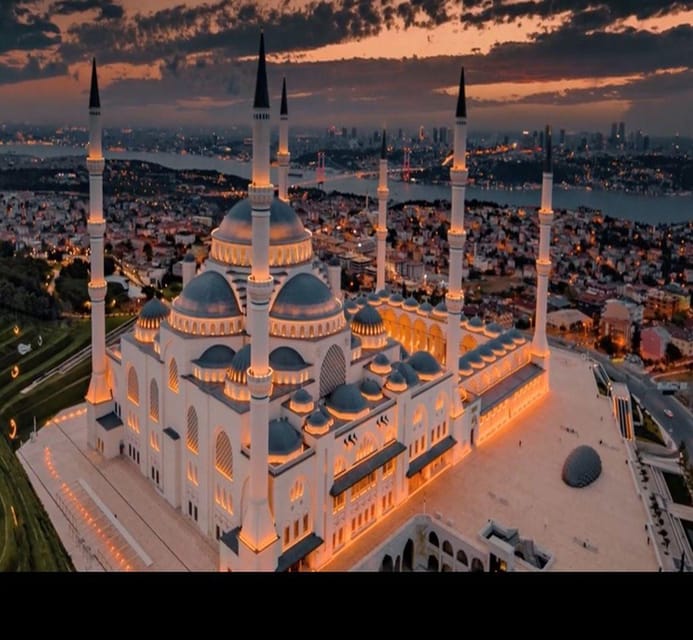 Istanbul: Full-Day 2-Sides City Tour with Lunch & Boat Tour - The morning climb: Çamlıca Hill views and the 2019 Çamlıca Mosque