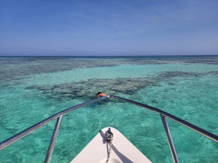 Jeddah: Bayada Leisure Boat Trip with Snorkeling - Timing in Jeddah: morning start, water blocks, and a mid-afternoon finish